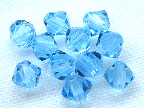 3mm Bicone Glasperlen Aquamarine hellblau 20x