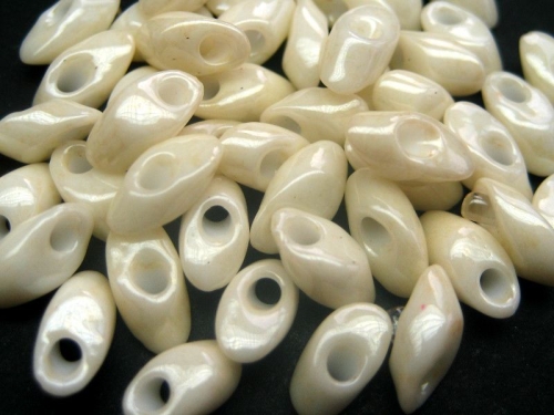 7mm 10g Miyuki Long Magatama Cream Ceylon