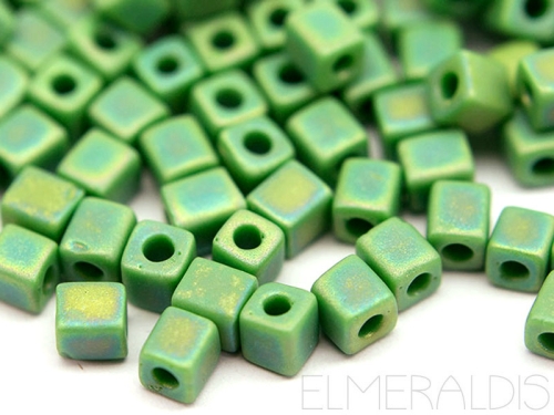 4mm MIYUKI Würfel Cubes Opaque Matte Green AB 10g