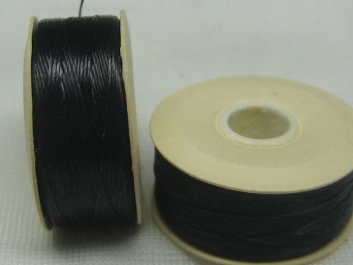 Nymo D Black schwarz 1 Rolle vorgewachst