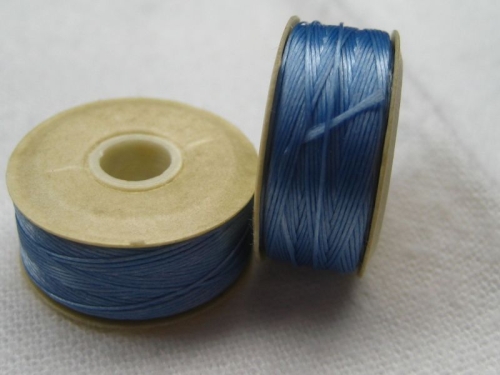 Nymo D Cathy Blue 1 Rolle vorgewachst
