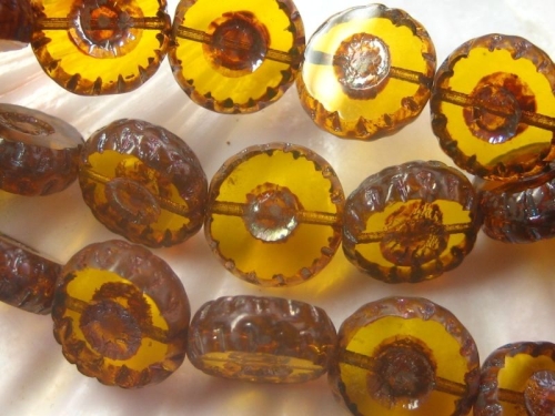 Mini Daisy Flowers Blumen Yellow Sun Picasso Glasperlen 2x