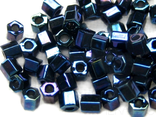 8/0 Hexagon TOHO Metallic Nebula dunkelblau 10g