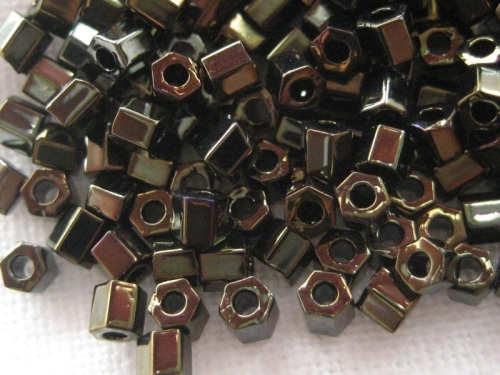 11/0 10g TOHO Hexagon Metallic Iris Brown