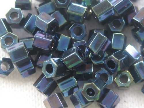 11/0 10g TOHO Hexagon Metallic Cosmos