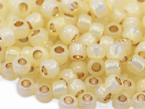 6/0 Rocailles TOHO PF Silverlined Translucent Milky Jonquil hellgelb 10g
