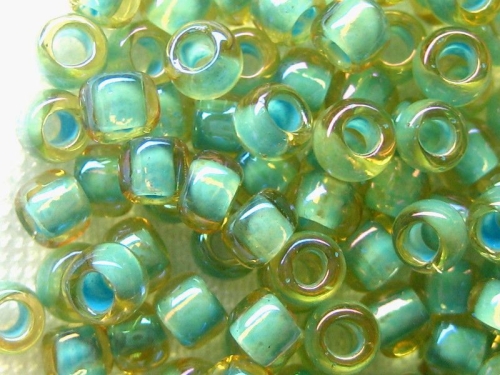 8/0 10g TOHO Rocailles Light Topaz Sea Foam