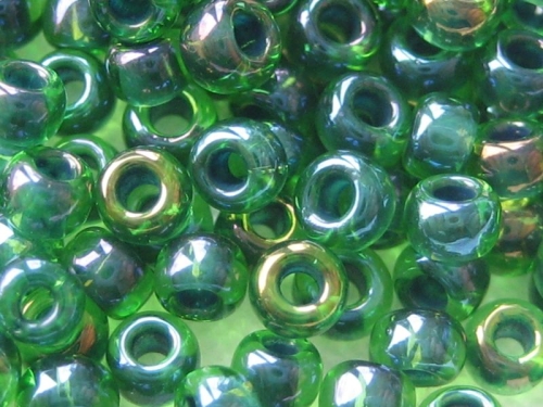 11/0 10g TOHO Rocailles Peridot Op. Green Lined