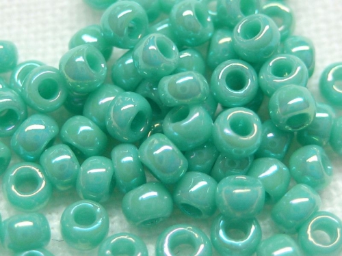 11/0 Rocailles TOHO Opaque Rainbow Turquoise 10g