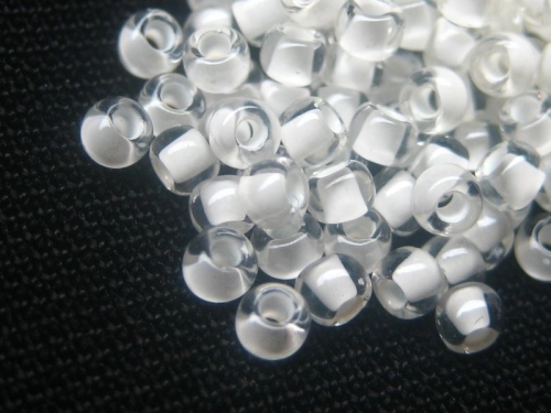11/0 10g TOHO Rocailles Crystal Snow Lined