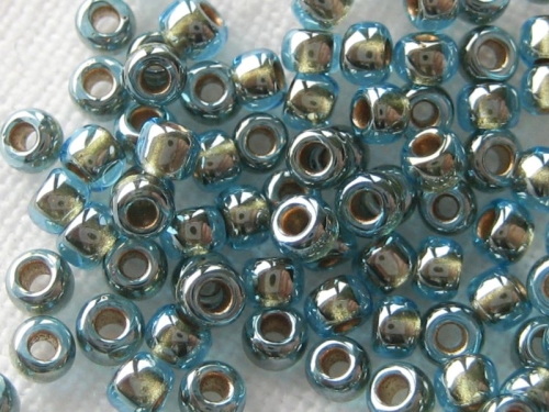 11/0 10g TOHO Rocailles Gold Lined Aqua