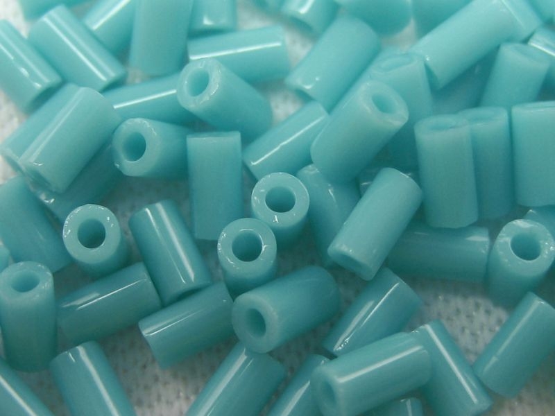 3mm Stiftperlen TOHO Opaque Turquoise 10g