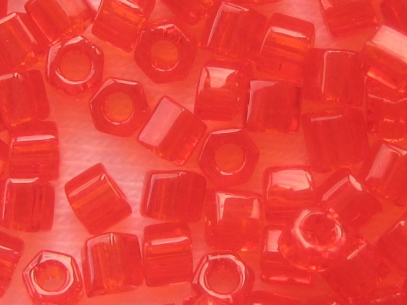 11/0 Hexagon TOHO Light Siam Ruby 10g