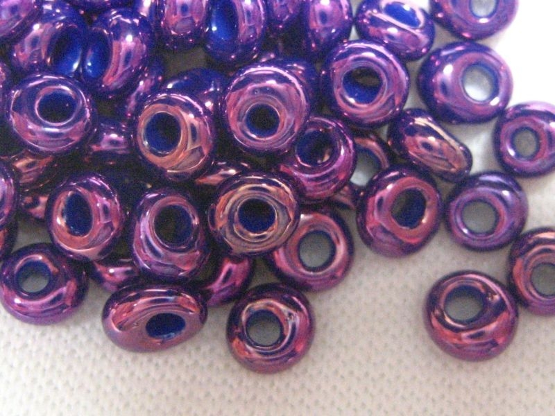 3mm Magatama TOHO Higher Metallic Grape 10g
