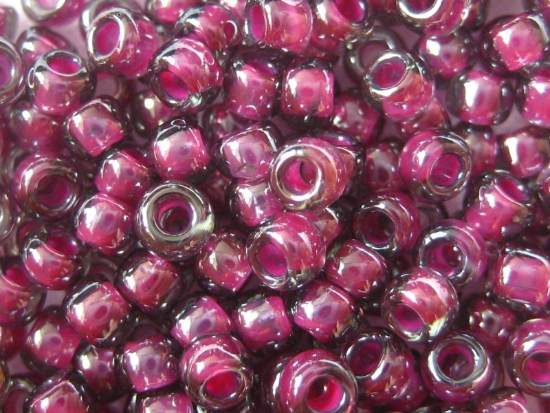 6/0 10g TOHO Rocailles Grey Magenta Lined