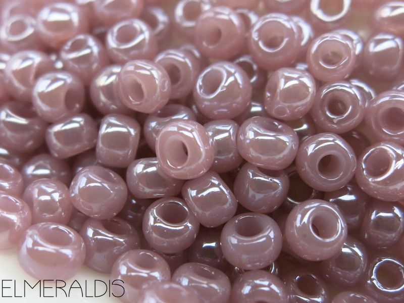 6/0 Rocailles TOHO Ceylon Grape Mist 10g