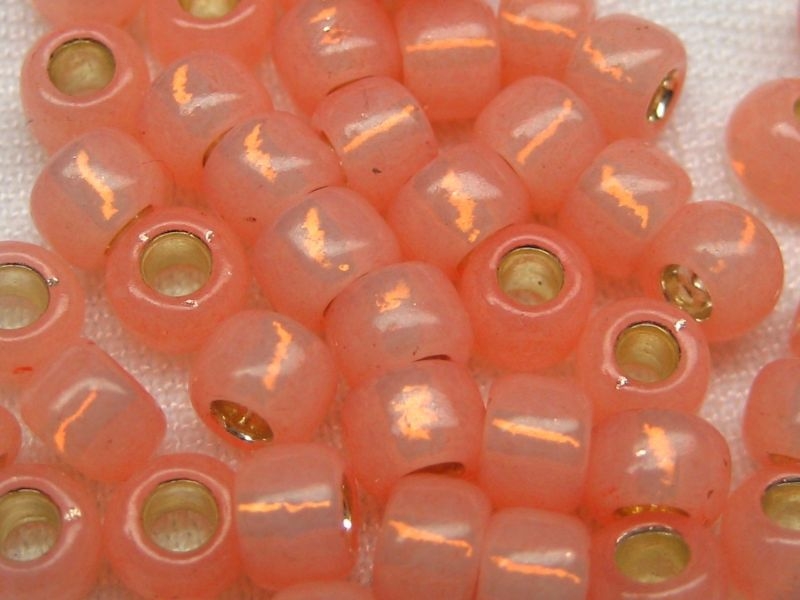 6/0 Rocailles TOHO Silver Lined Milky Peach 10g