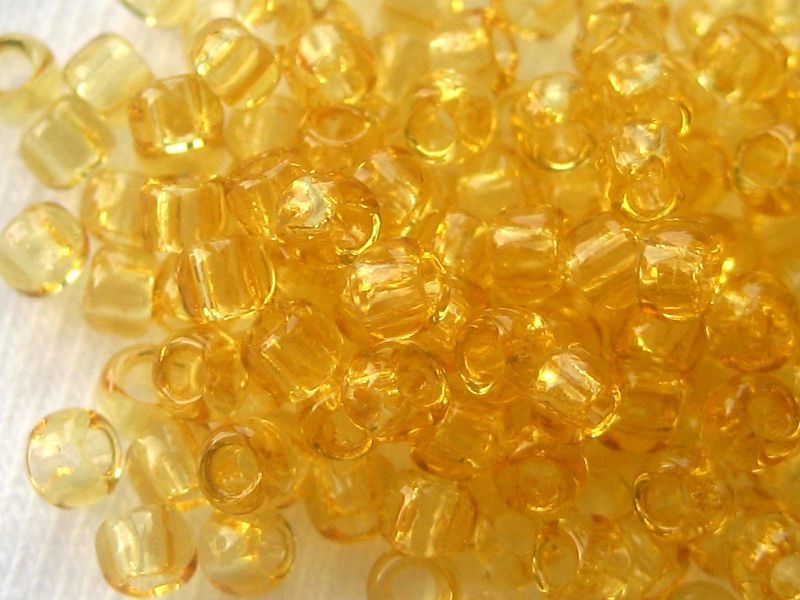 8/0 Rocailles TOHO Light Topaz 10g