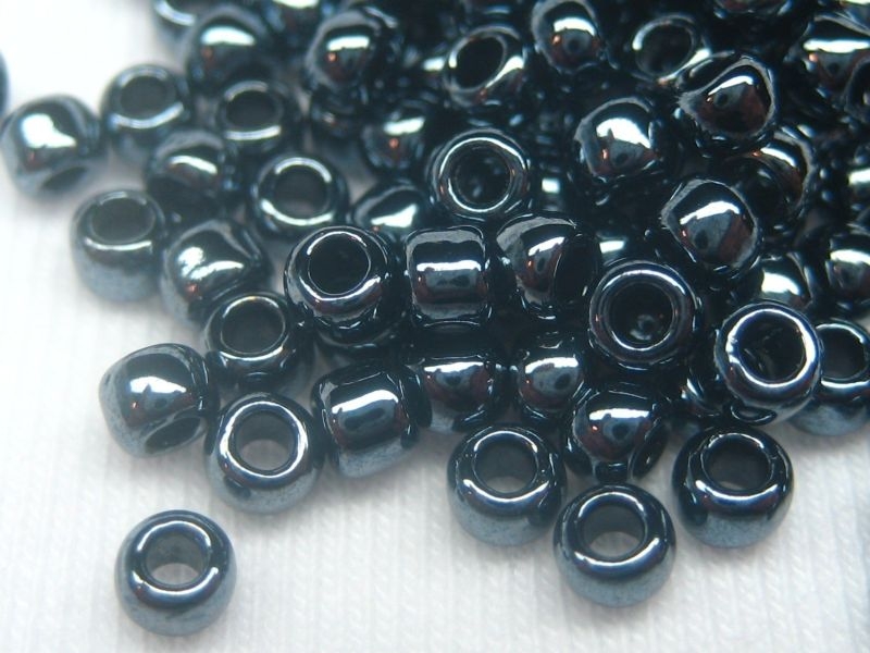 8/0 Rocailles TOHO Metallic Hematite 10g
