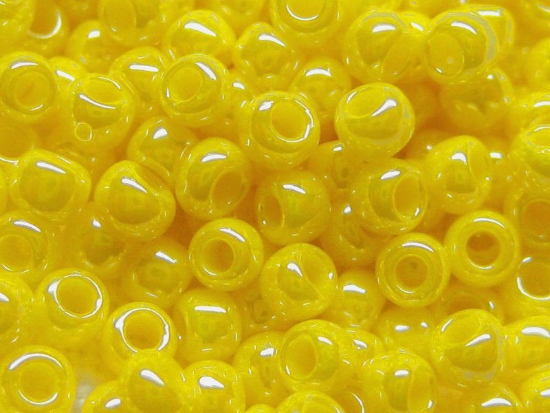 11/0 Rocailles TOHO Opaque Luster Dandelion 10g