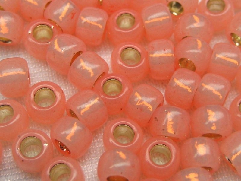 11/0 Rocailles TOHO Silver Lined Milky Peach 10g