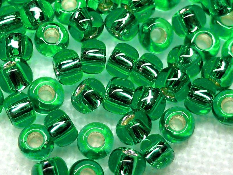 11/0 10g TOHO Rocailles Silver Dark Peridot