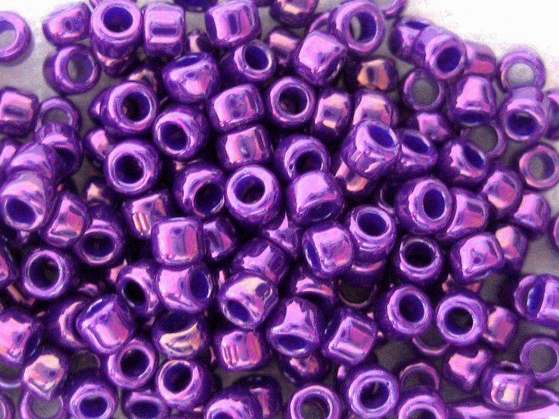 11/0 Rocailles TOHO Higher Metallic Grape 10g