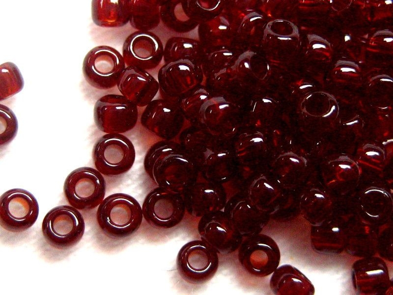 11/0 Rocailles TOHO Transparent Garnet 10g