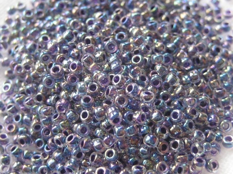 11/0 Rocailles TOHO Rainbow Crystal Grape 10g