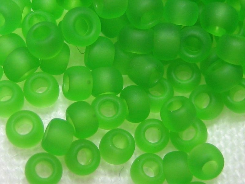11/0 10g TOHO Rocailles Frosted Peridot