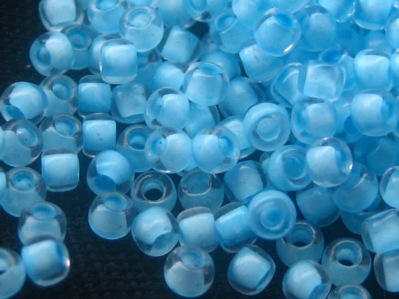11/0 10g TOHO Rocailles Crystal Neon Ice Blue