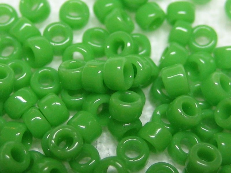 15/0 10g TOHO Rocailles Opaque Mint Green
